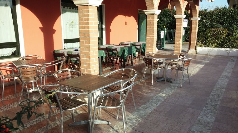 Le Colombelle Hotel Sant'Angelo  Exterior photo